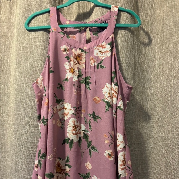 Torrid | Lavender Floral Georgette Tank | Size 2 - Picture 3 of 11